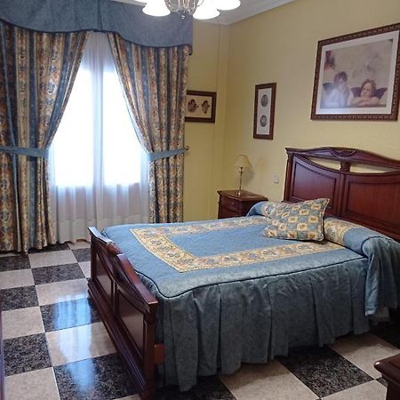 Apartamento Turistico Antigua Universidad Almagro Exteriér fotografie