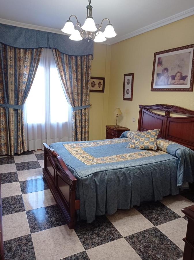 Apartamento Turistico Antigua Universidad Almagro Exteriér fotografie