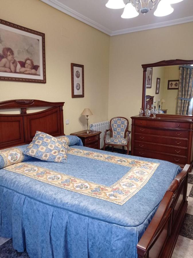 Apartamento Turistico Antigua Universidad Almagro Exteriér fotografie